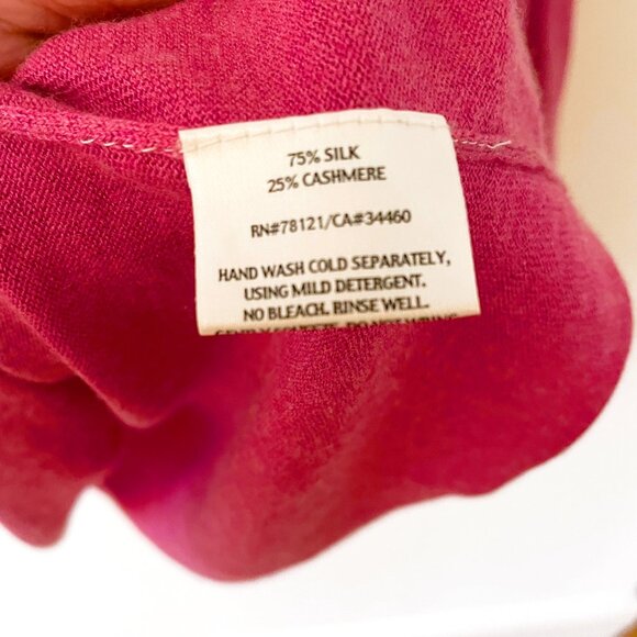 Eileen Fisher Silk Bliss Silk/Cashmere Top, Size Medium - Picture 4 of 5